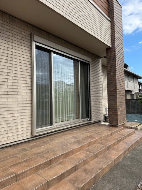 LIXIL　ウッドデッキ樹ら楽ステージ+スタイルシェード　Ｒ7.11施工