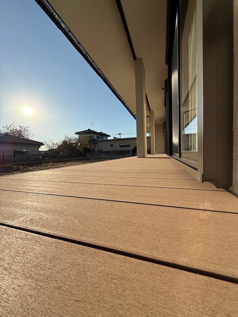 LIXIL　ウッドデッキ樹ら楽ステージ　Ｒ7.11施工