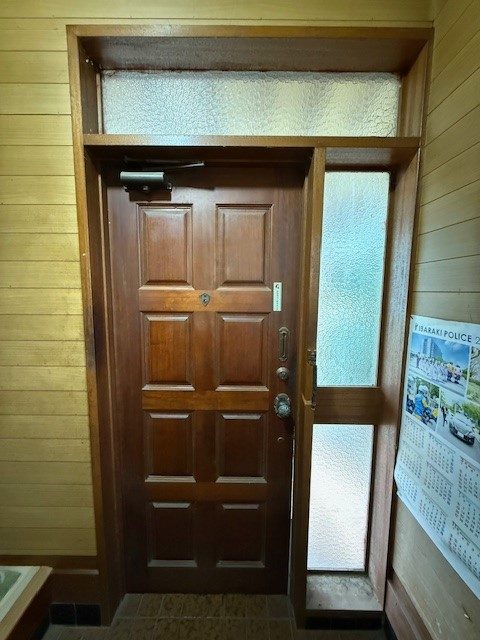 LIXIL　玄関ドアリフォーム　リシェント　R7.12施工