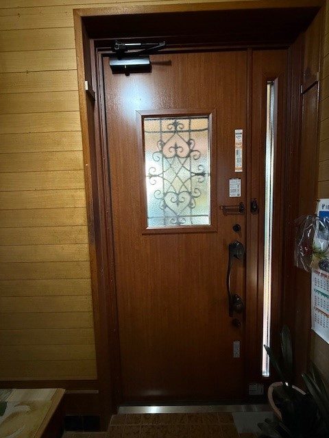 LIXIL　玄関ドアリフォーム　リシェント　R7.12施工