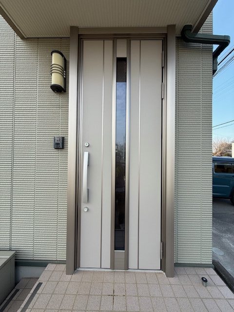 LIXIL 玄関ドアリフォーム　リシェント　Ｒ8.2施工