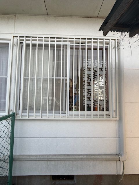 LIXIL 後付面格子　Ｒ8.2施工