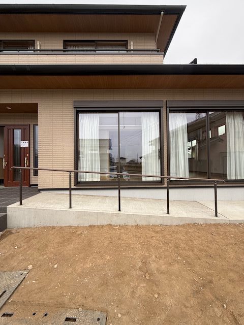 LIXIL　歩行用手すり「グリップライン」　Ｒ8.2施工